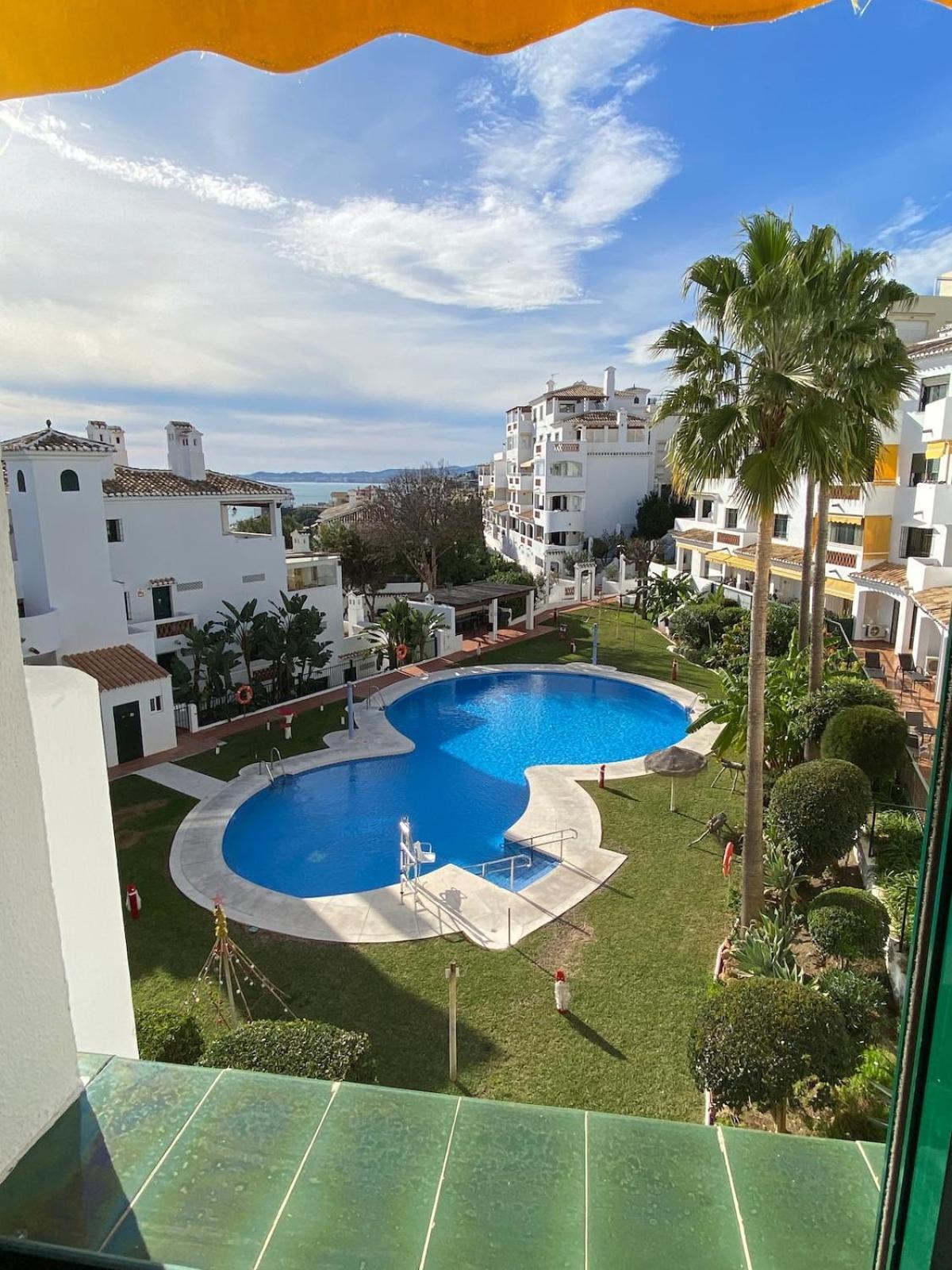Seaview Torrequebrada Pueblo