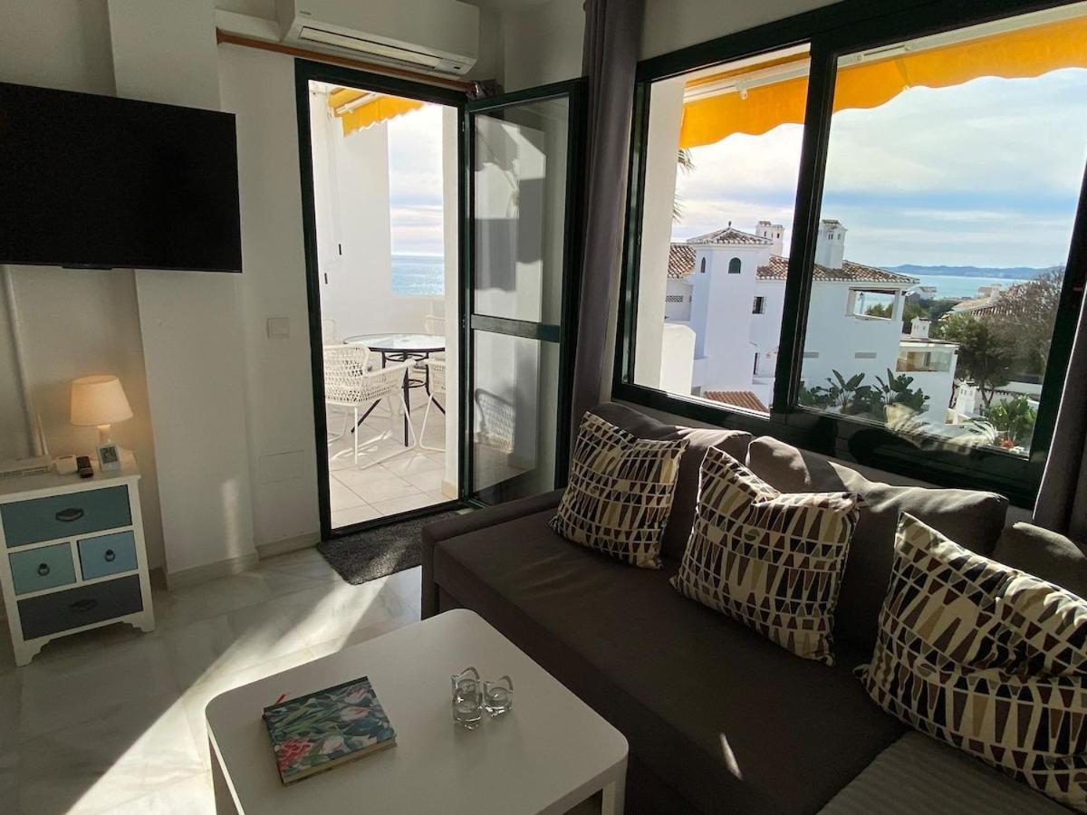 Seaview Torrequebrada Pueblo Apartment Benalmadena